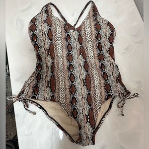 Women’s One Piece Swimsuit